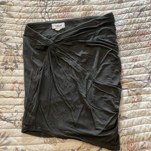 Helmut Lang skirt. One side is rushed. Great charcoal gray color P/S